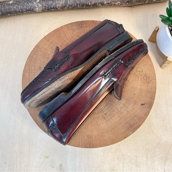 Vintage Weejuns Burgundy Penny Loafers | Women’s 9 (Marked Men’s 7.5 D) - Picture 7 of 15